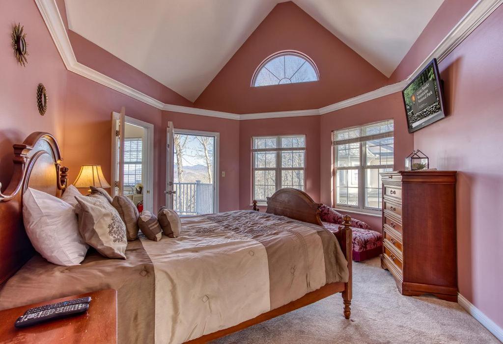 Ober Hideaway, Hot Tub, Wifi, 1089 Free Tickets Each Paid Day, Dollywood And More Gatlinburg Eksteriør bilde